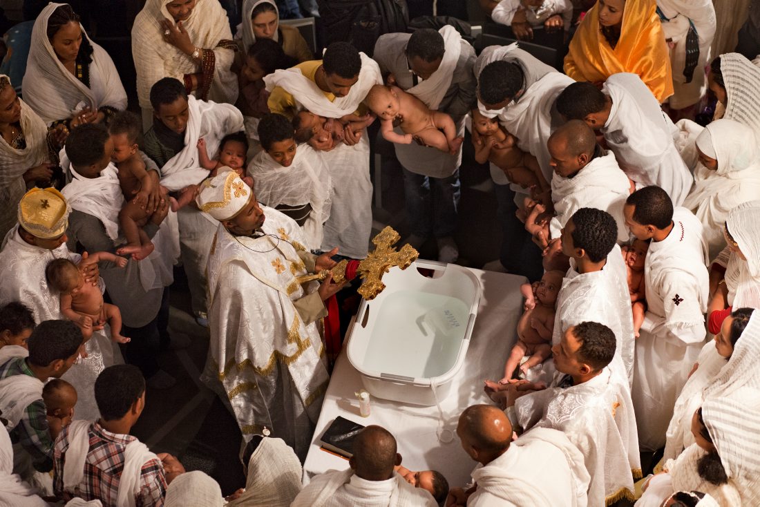 Eritreische Taufe in der Wasserkirche